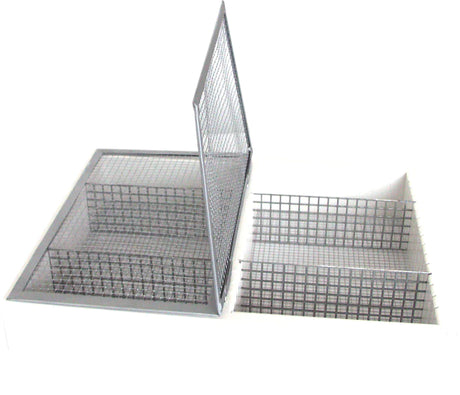 Plastic Trays Size 4